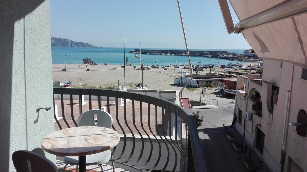 Kalaskiso' Giardini-Naxos Exterior foto